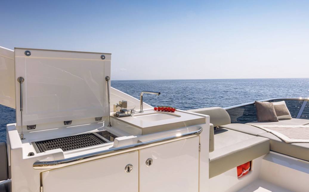 47 FLY second en-suite bathroom